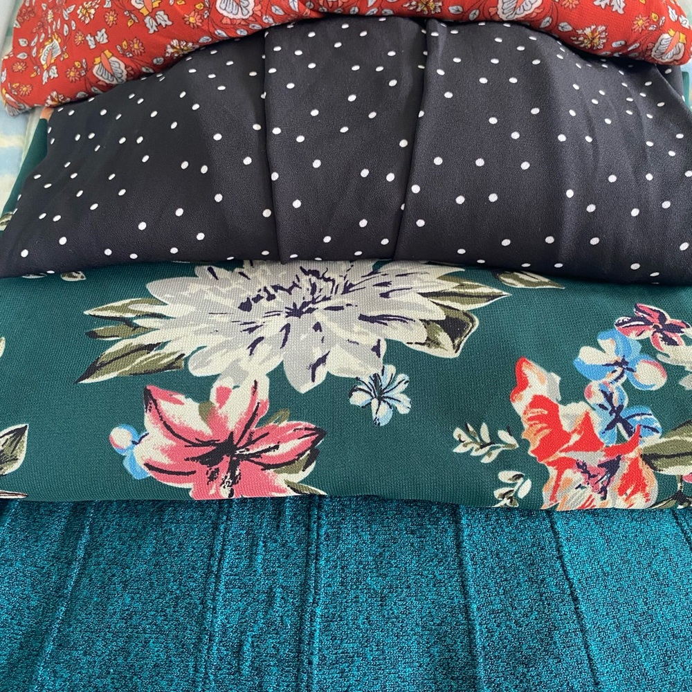 Bundle 6 long sleeve dresses - Picture 2 of 16